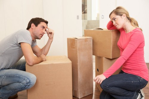 Discreet van moving service in an elegant London neighborhood